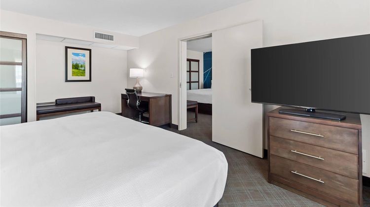Comfort Inn & Suites Red Deer Suite