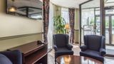 Quality Hotel & Suites Sherbrooke Lobby