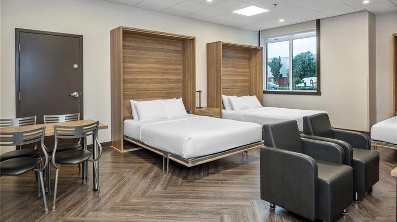 <b>Quality Suites Suite</b>. Images powered by <a href="https://iceportal.shijigroup.com/" title="IcePortal" target="_blank">IcePortal</a>.