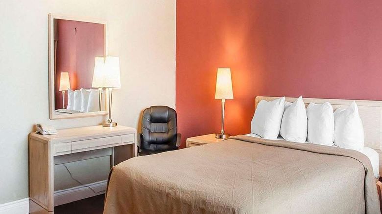 <b>Quality Hotel Fallsview Cascade Room</b>. Images powered by <a href="https://iceportal.shijigroup.com/" title="IcePortal" target="_blank">IcePortal</a>.