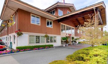 Econo Lodge Inn & Suites