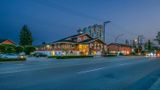 Econo Lodge Inn and Suites North Vancouver Exterior