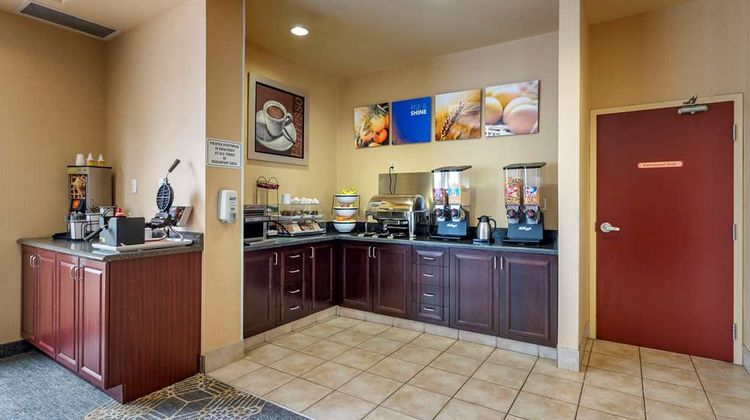Comfort Inn Sturgeon Falls Restaurant