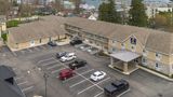 Comfort Inn & Suites Thousand Islands Ha Exterior