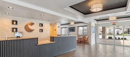 Comfort Inn & Suites Thousand Islands Ha Lobby