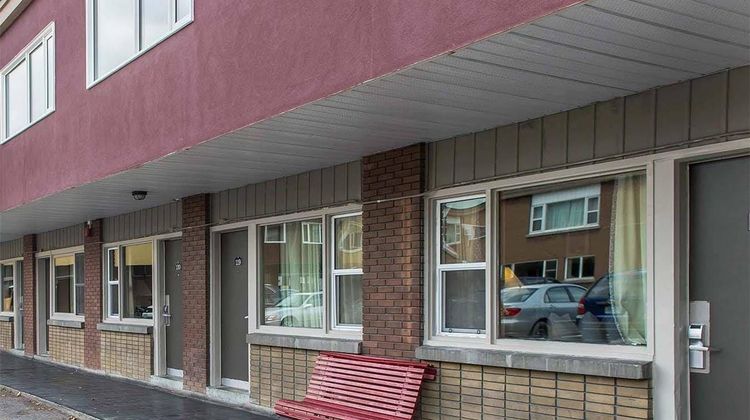 Econo Lodge Downtown Ottawa Exterior