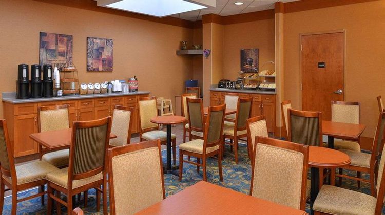 Econo Lodge Inn & Suites University Restaurant