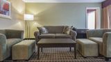 Quality Inn & Suites Downtown Windsor Room
