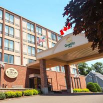Quality Inn & Suites Downtown Charlottet