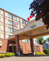 Quality Inn & Suites Downtown Charlottet