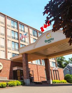 Quality Inn & Suites Downtown Charlottet
