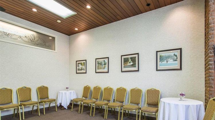 Quality Inn and Suites Charlottetown Meeting