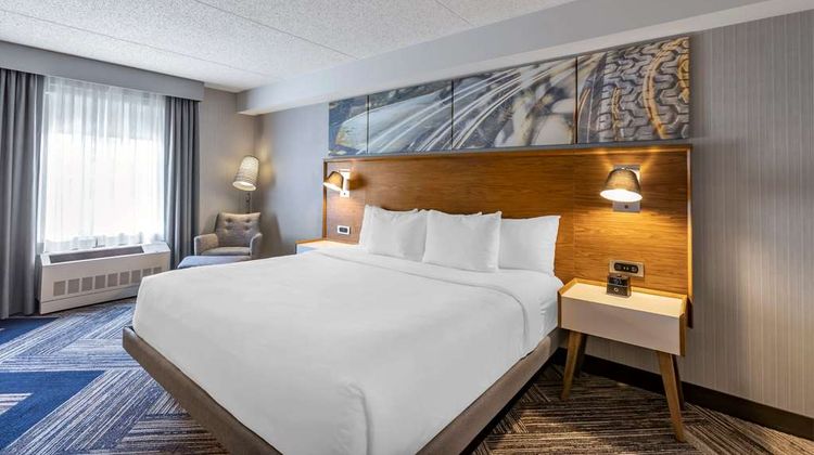 Comfort Inn Sarnia Room