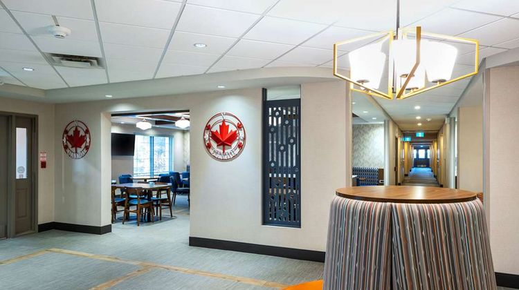 Comfort Inn Sarnia Lobby