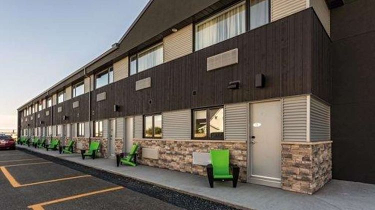 Quality Inn & Suites Matane Exterior