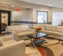 Comfort Inn and Suites Medicine Hat Lobby