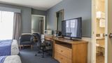 <b>Quality Inn Room</b>. Images powered by <a href="https://iceportal.shijigroup.com/" title="IcePortal" target="_blank">IcePortal</a>.