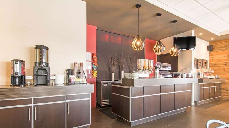 <b>Econo Lodge Restaurant</b>. Images powered by <a href="https://iceportal.shijigroup.com/" title="IcePortal" target="_blank">IcePortal</a>.