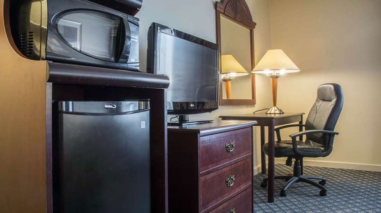 Comfort Inn & Suites Room