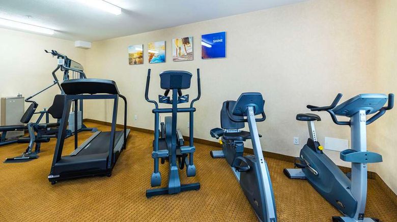 <b>Comfort Inn & Suites Health</b>. Images powered by <a href="https://iceportal.shijigroup.com/" title="IcePortal" target="_blank">IcePortal</a>.