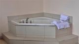 Econo Lodge City Centre Kingston Suite