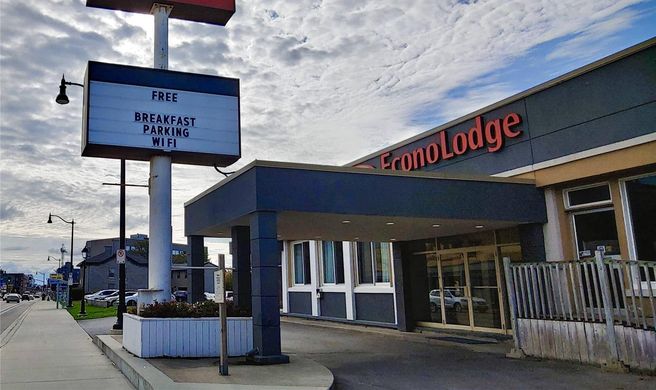 Econo Lodge City Centre Kingston Exterior