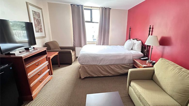 <b>Econo Lodge City Centre Kingston Room</b>. Images powered by <a href="https://iceportal.shijigroup.com/" title="IcePortal" target="_blank">IcePortal</a>.