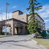 Comfort Inn & Suites Airport