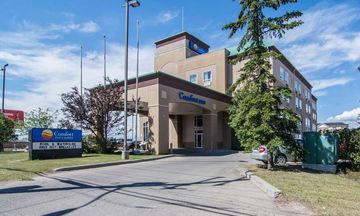 Comfort Inn & Suites Airport
