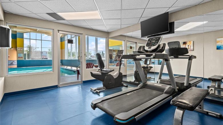 <b>Comfort Inn & Suites Airport Health</b>. Images powered by <a href="https://iceportal.shijigroup.com/" title="IcePortal" target="_blank">IcePortal</a>.