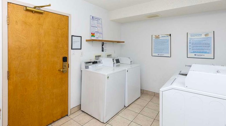 <b>Comfort Inns & Suites Other</b>. Images powered by <a href="https://iceportal.shijigroup.com/" title="IcePortal" target="_blank">IcePortal</a>.