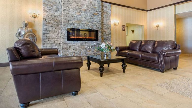 <b>Comfort Inn & Suites Saint-Nicolas Lobby</b>. Images powered by <a href="https://iceportal.shijigroup.com/" title="IcePortal" target="_blank">IcePortal</a>.