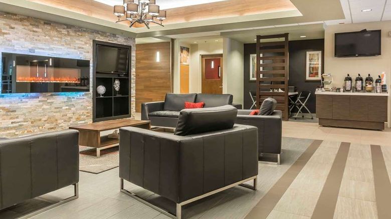 <b>Quality Hotel & Conference Center Lobby</b>. Images powered by <a href="https://iceportal.shijigroup.com/" title="IcePortal" target="_blank">IcePortal</a>.
