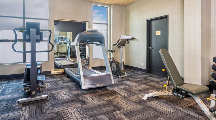 Quality Inn & Suites Levis Health