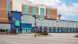 Quality Inn and Suites Exterior