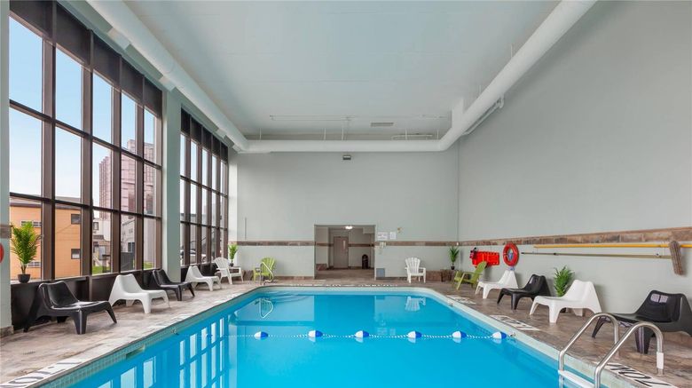 <b>Quality Inn and Suites Pool</b>. Images powered by <a href="https://iceportal.shijigroup.com/" title="IcePortal" target="_blank">IcePortal</a>.