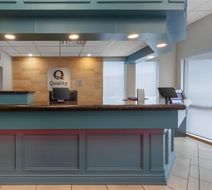 Quality Inn and Suites Lobby