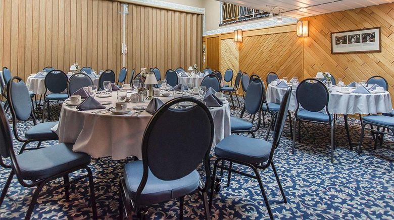 <b>Rodeway Inn Grand Falls Meeting</b>. Images powered by <a href="https://iceportal.shijigroup.com/" title="IcePortal" target="_blank">IcePortal</a>.