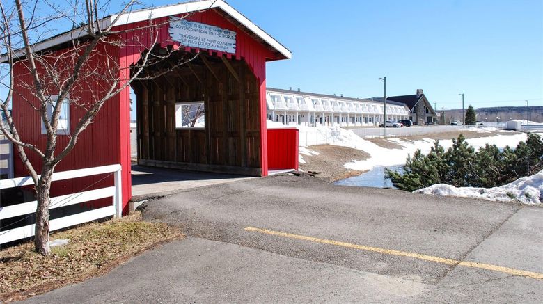 <b>Rodeway Inn Grand Falls Room</b>. Images powered by <a href="https://iceportal.shijigroup.com/" title="IcePortal" target="_blank">IcePortal</a>.