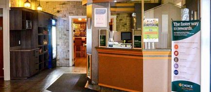 Rodeway Inn Grand Falls Lobby