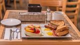 <b>Quality Inn Mont-Laurier Restaurant</b>. Images powered by <a href="https://iceportal.shijigroup.com/" title="IcePortal" target="_blank">IcePortal</a>.