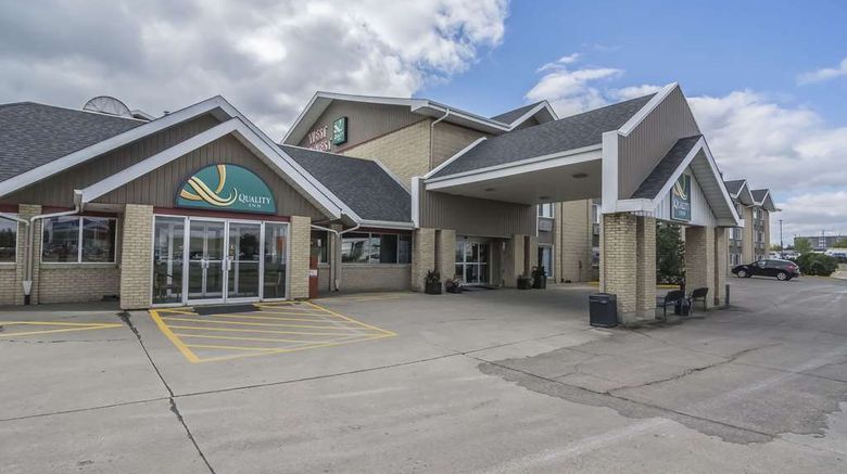 Quality Inn West Edmonton Exterior. Images powered by <a href="https://iceportal.shijigroup.com" target="_blank" rel="noopener">Ice Portal</a>.