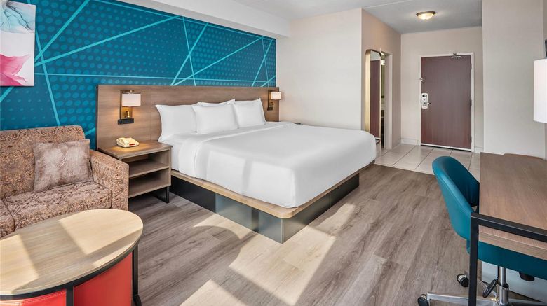 <b>Comfort Inn Mississauga Room</b>. Images powered by <a href="https://iceportal.shijigroup.com/" title="IcePortal" target="_blank">IcePortal</a>.