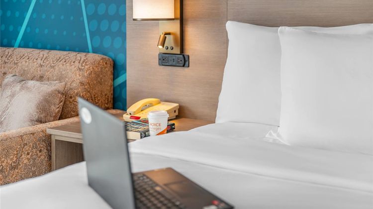 Comfort Inn Mississauga Room
