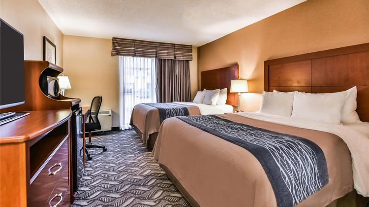 Comfort Inn & Suites Ambassador Bridge Room
