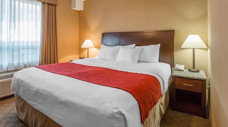 Comfort Inn and Suites Airdrie Suite