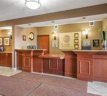 Comfort Inn and Suites Airdrie Lobby