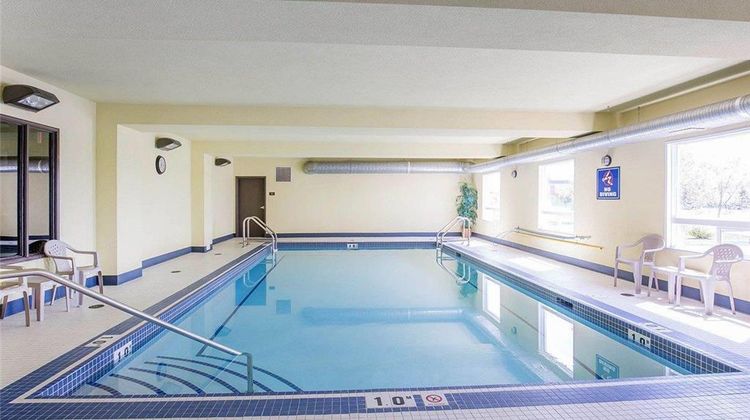 Comfort Inn and Suites Airdrie Pool