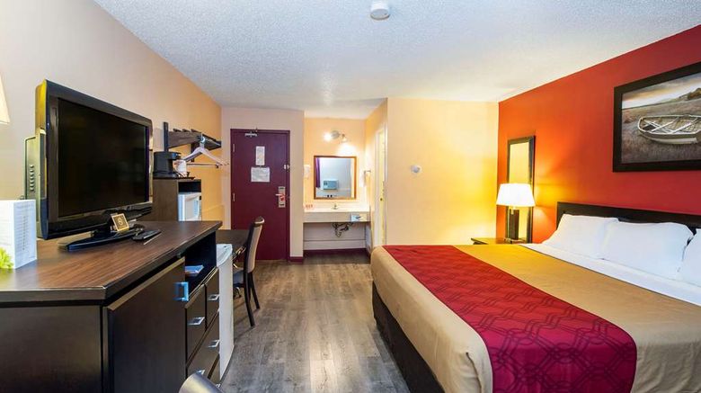 <b>Econo Lodge Edson Room</b>. Images powered by <a href="https://iceportal.shijigroup.com/" title="IcePortal" target="_blank">IcePortal</a>.