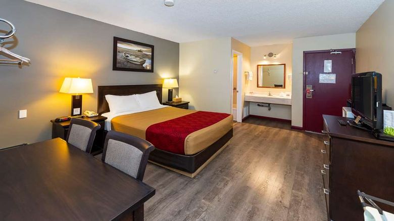 <b>Econo Lodge Edson Room</b>. Images powered by <a href="https://iceportal.shijigroup.com/" title="IcePortal" target="_blank">IcePortal</a>.